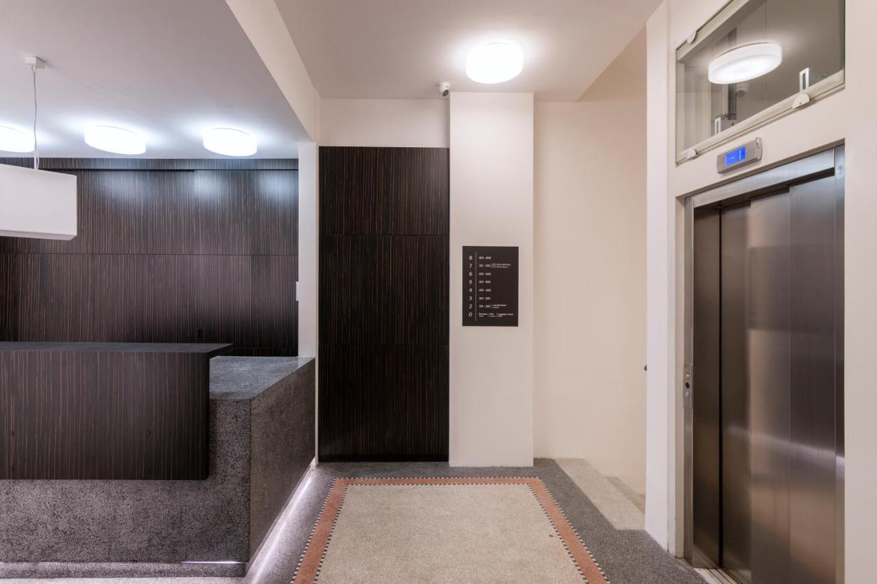 Numa Prague Poise Aparthotel Exteriör bild