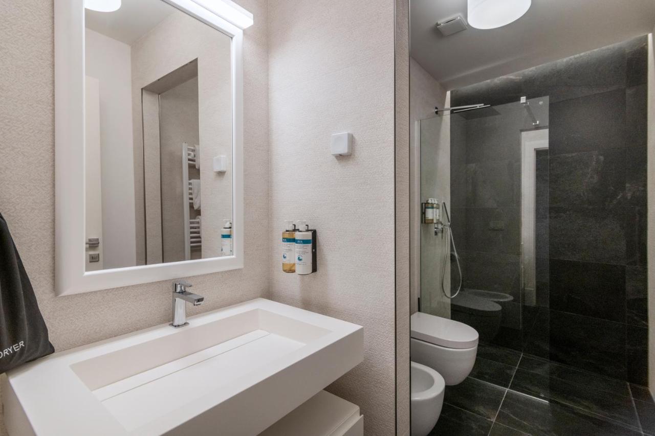 Numa Prague Poise Aparthotel Exteriör bild