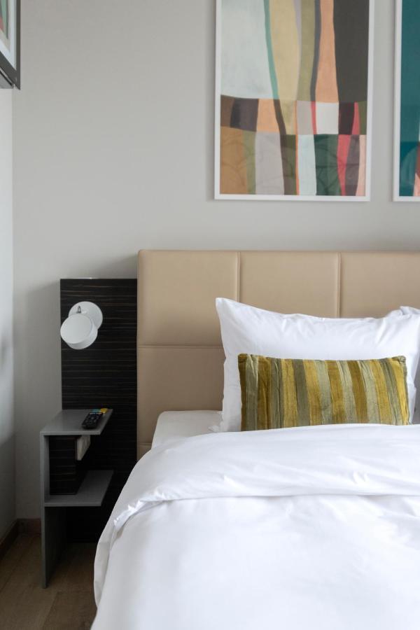 Numa Prague Poise Aparthotel Exteriör bild